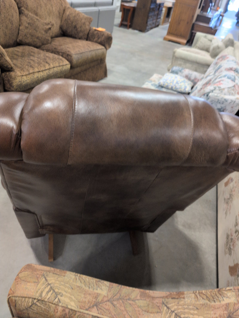 Fancy LA-Z-BOY Leather Reclining Rocking Armchair with Retractable Footrest