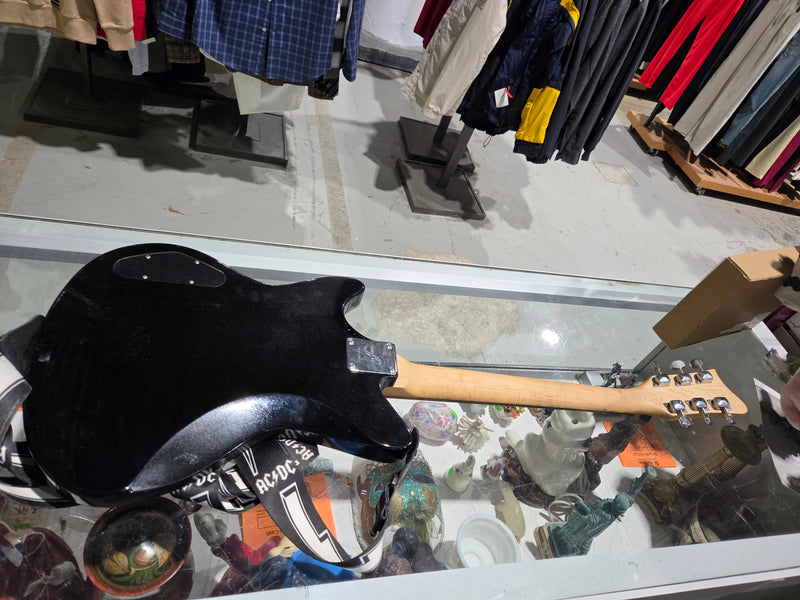 First Act ME478 "Skull &amp; Crossbones" Electric Guitar