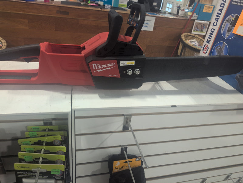 Milwaukee 16" Chainsaw with Charger and Battery