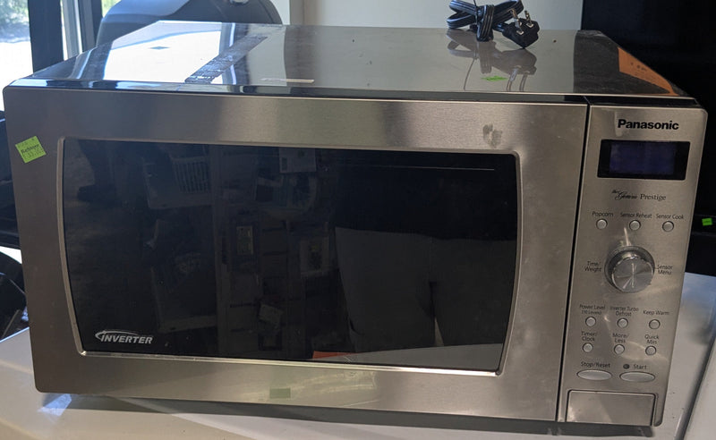 Panasonic Stainless Steel Countertop Microwave