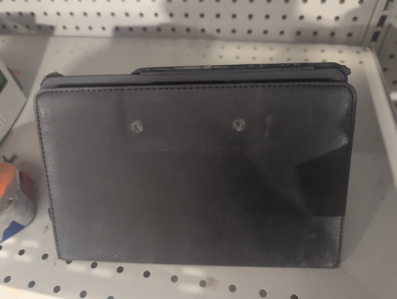Generic Tablet Case with Integrated Micro-USB Keyboard