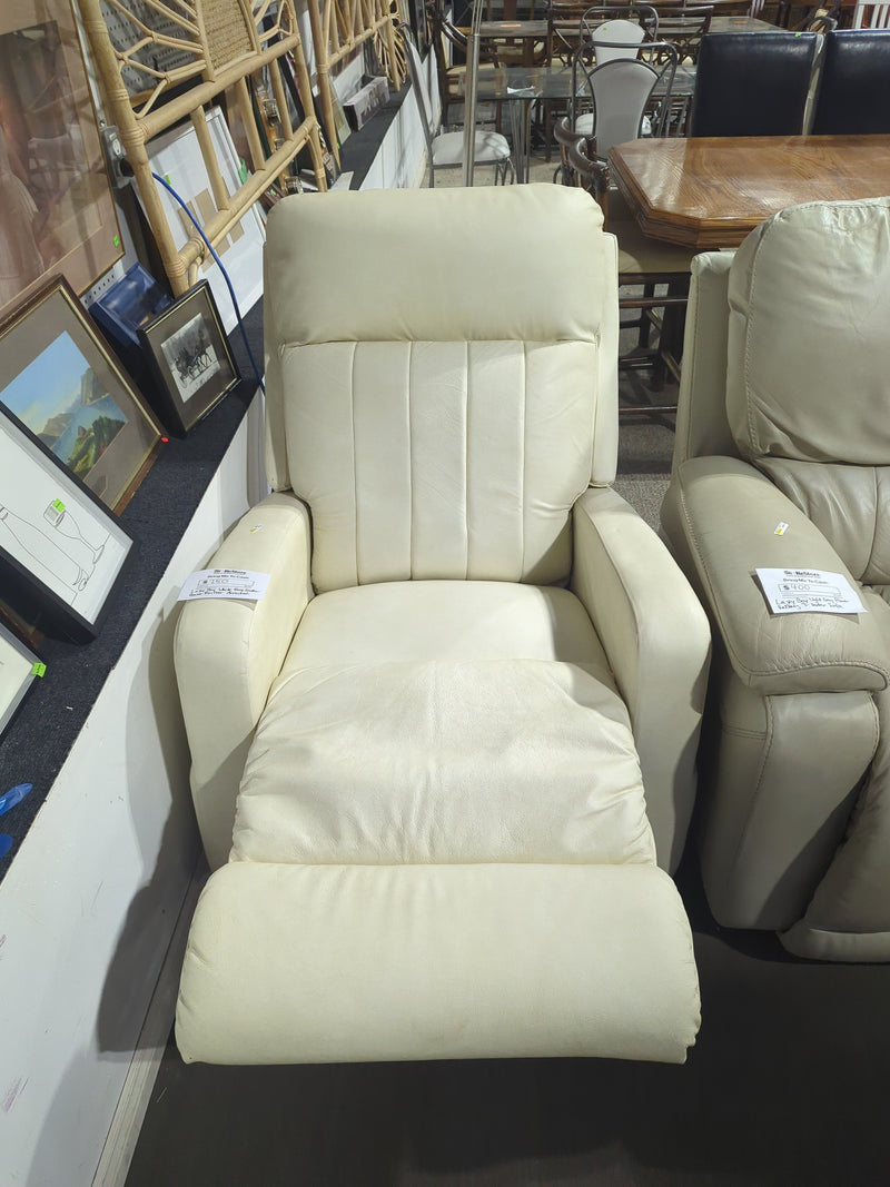 La-Z-Boy Cream Power Recliner