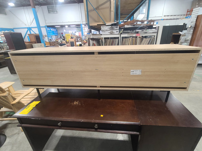 Excellent Condition Modern Light Oak 4-Door Sideboard / Credenza