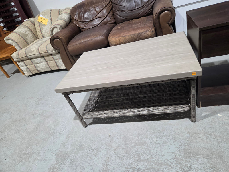 Coastal-Style Outdoor Coffee Table