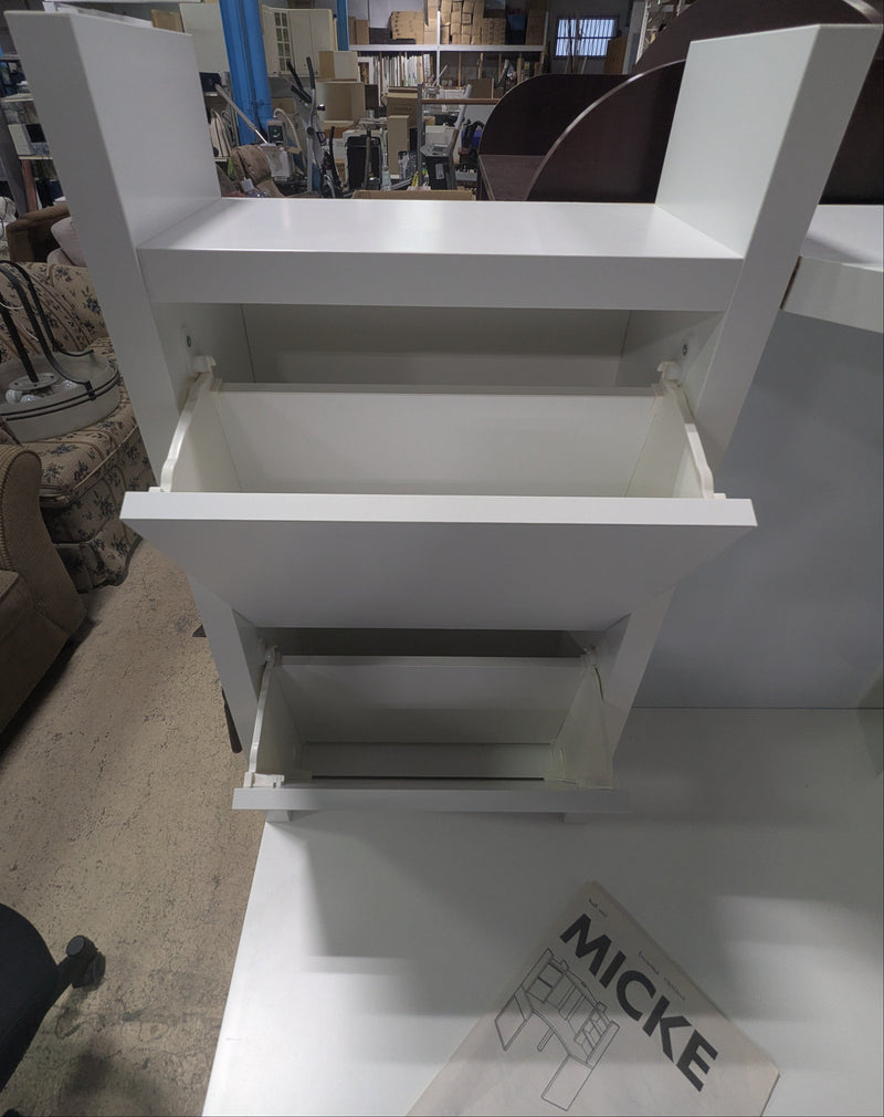 White Ikea Micke Desk