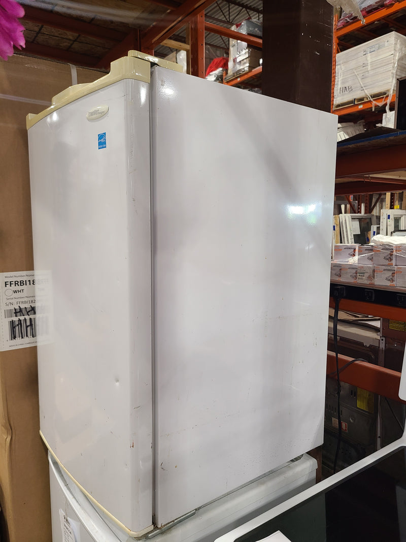 Good Condition Danby Designer Compact Mini Fridge in White