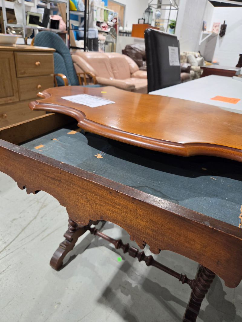 Antique Victorian Style Walnut Turtle-Top Parlor Table