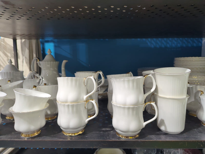 Royal Albert Val D'Or Fine Bone China (England) 105 Pieces Dinnerware Set White Original