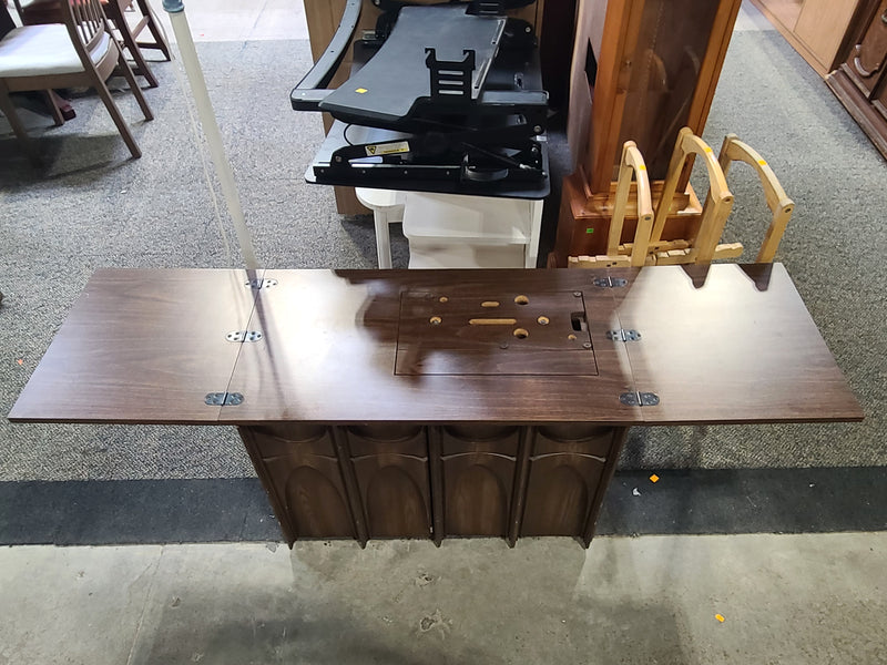 Vintage Mid-Century Expandable Sewing Machine Craft Table