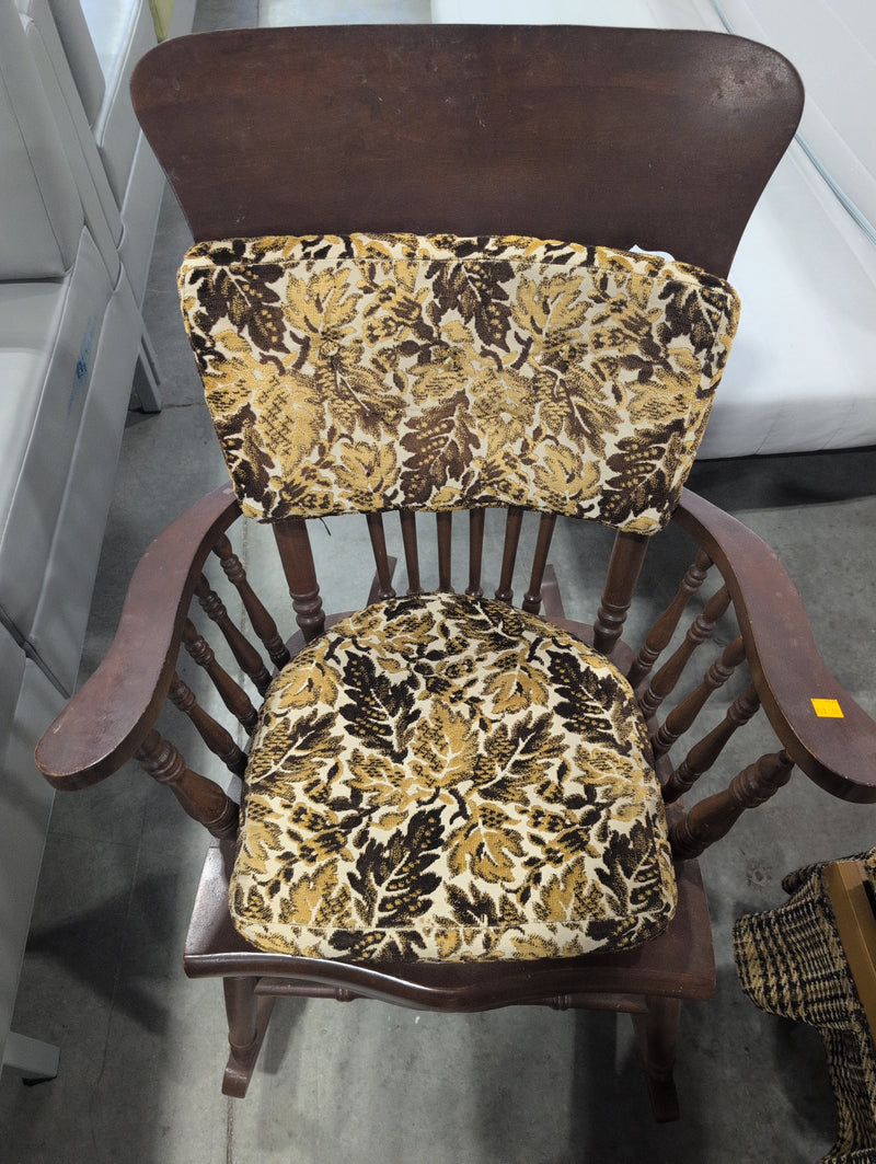 Simple Wood Rocking Chair with Fabric with Leaf Designs