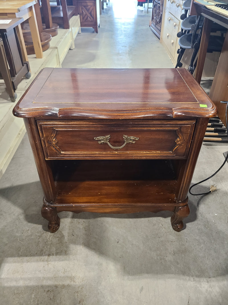 French Provincial Traditional Wood 1-Drawer Nightstand Side Table