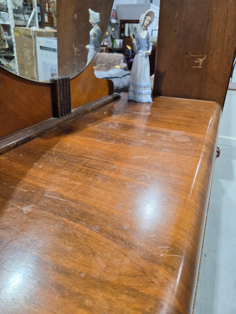 Art Deco Vanity Dresser