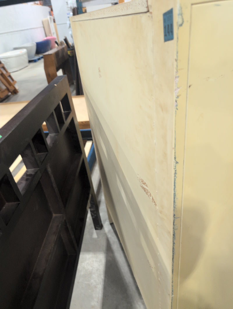 Tall Fancy Light Colored 6 Drawer Dresser
