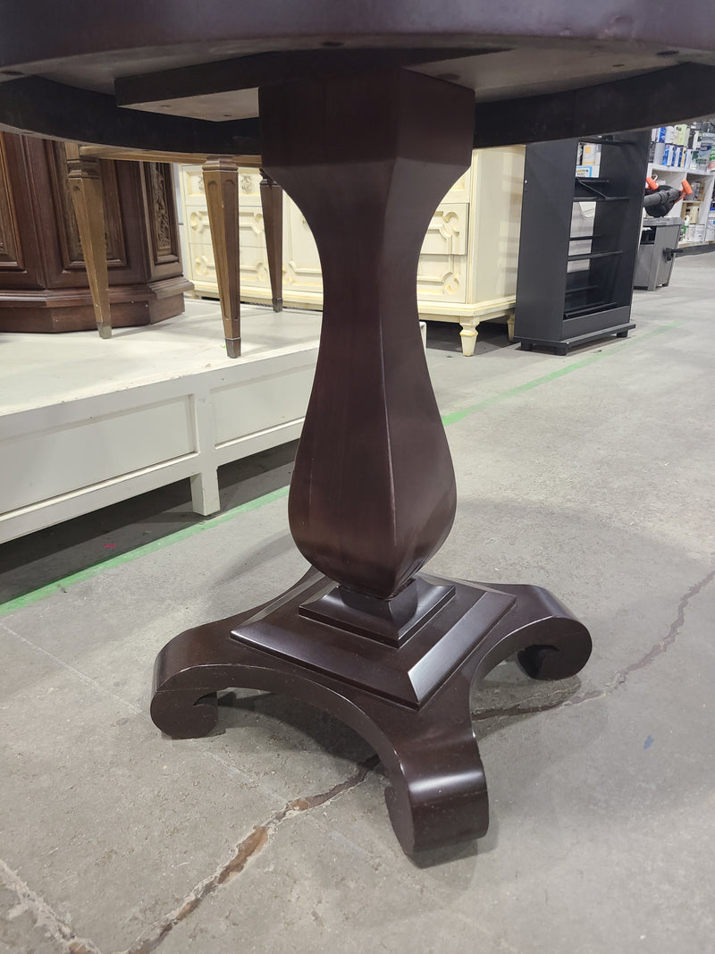 Traditional Round Mahogany Pedestal Side Table