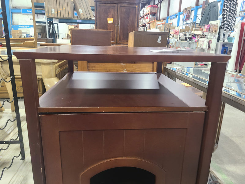 Wooden Pet House End Table & Litter Box Enclosure
