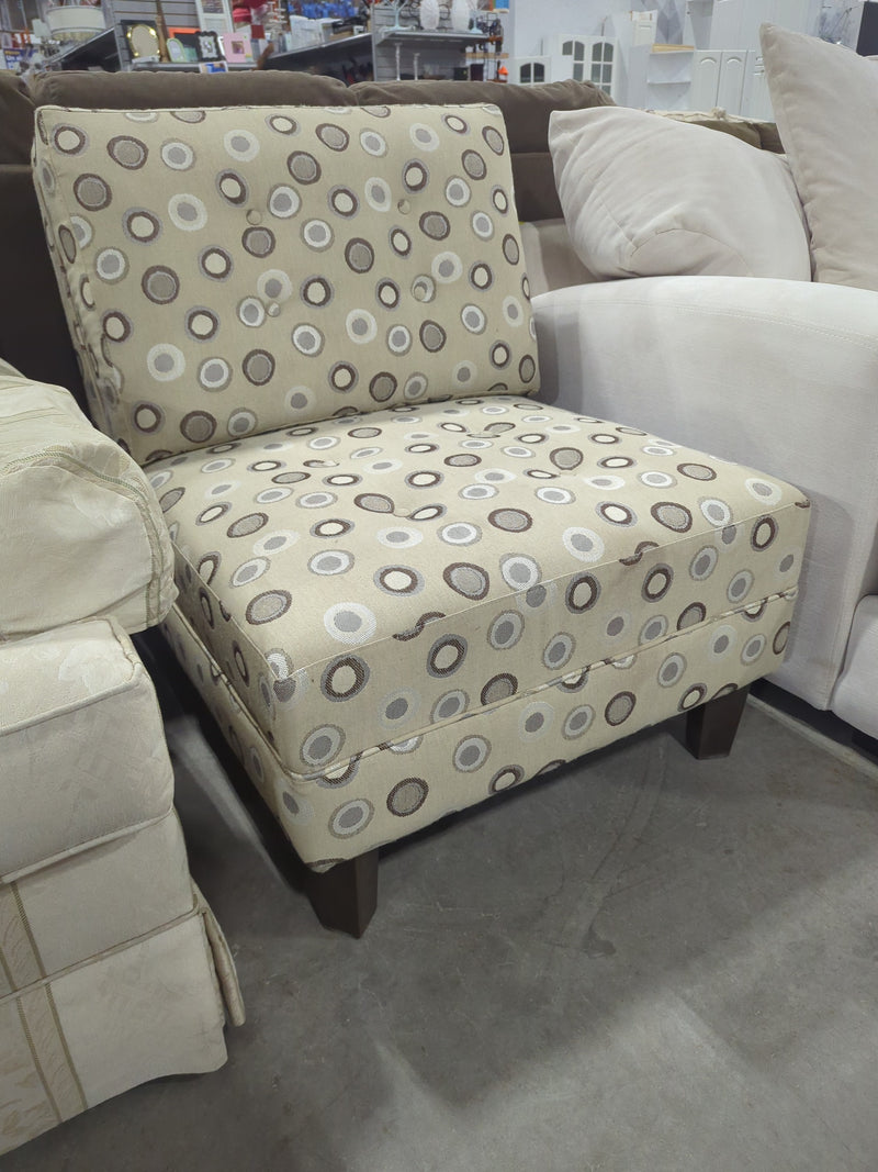 Armless Accent Chair with Concentric Circles