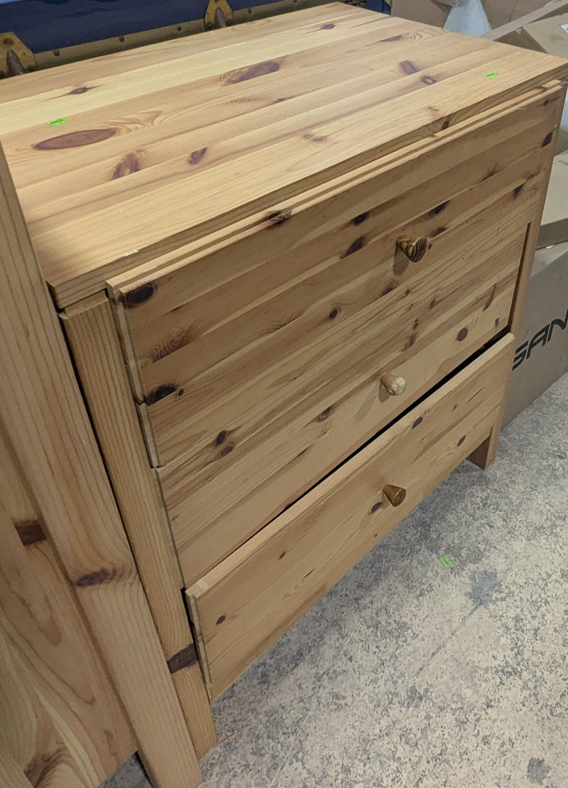 Rustic 3-Drawer Wooden Dresser
