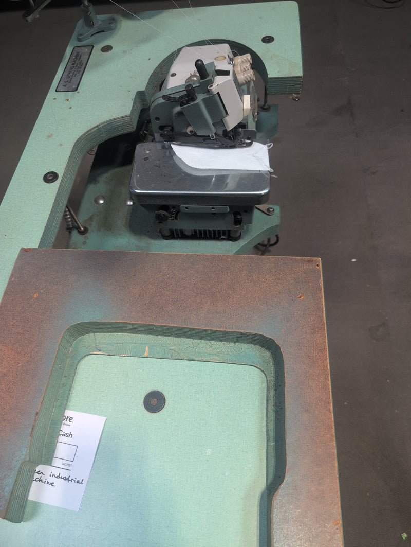Overlocker Industrial Sewing Machine with Table