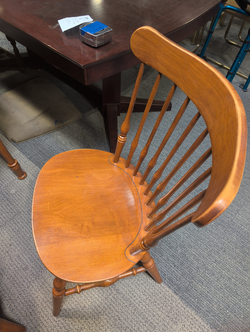 Light Brown Wooden Oval Dining Table with 4 Matching Chairs