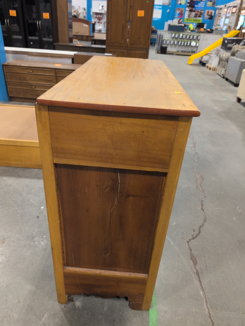 Rustic Pine MCM Dresser with 1 Large, 2 Medium & 2 Small Drawers