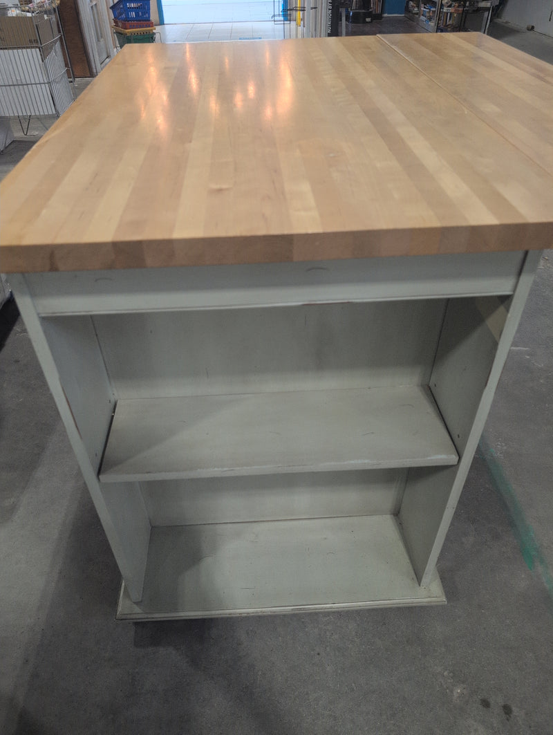 Shabby Chic Style Kitchen Island