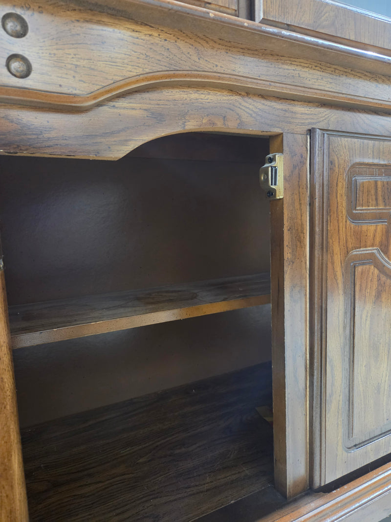 Vintage Traditional Wood China Cabinet Hutch