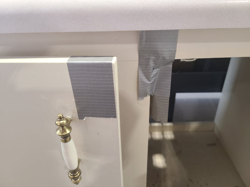 Vintage-Style Cream Bathroom Vanity Combo with Sink