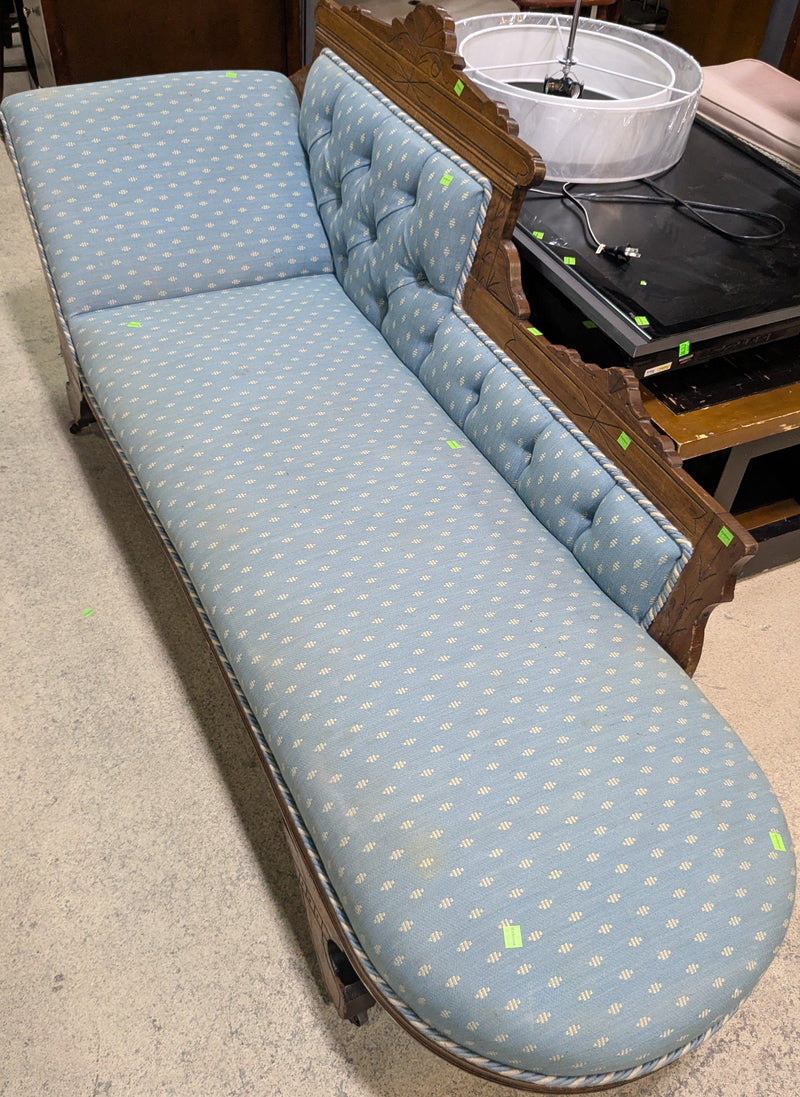Blue Victorian Style Chaise Longue