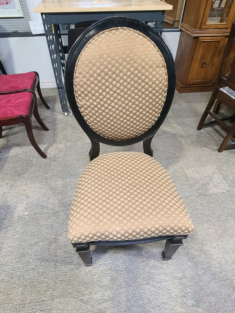 Round Wooden Dining Set with 4 Upholstered Oval-Back Chairs