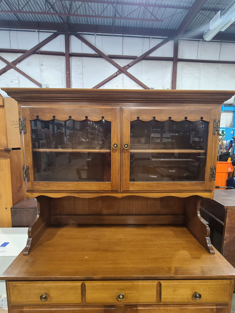 Vintage Colonial Style Solid Wood Hutch & Buffet Cabinet