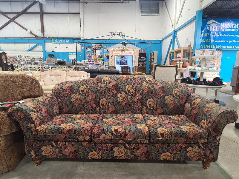 Vintage Tapestry Sofa Bed in Rich Floral Bloom