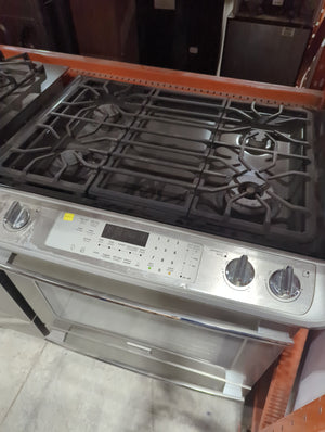 Frigidaire professional gas stove