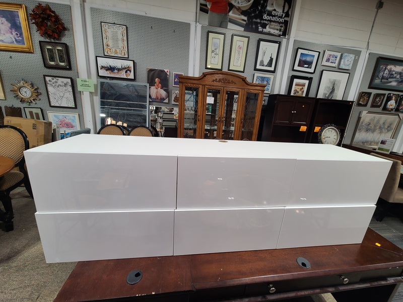Modern High-Gloss White 3-Drawer Media Console / Storage Unit