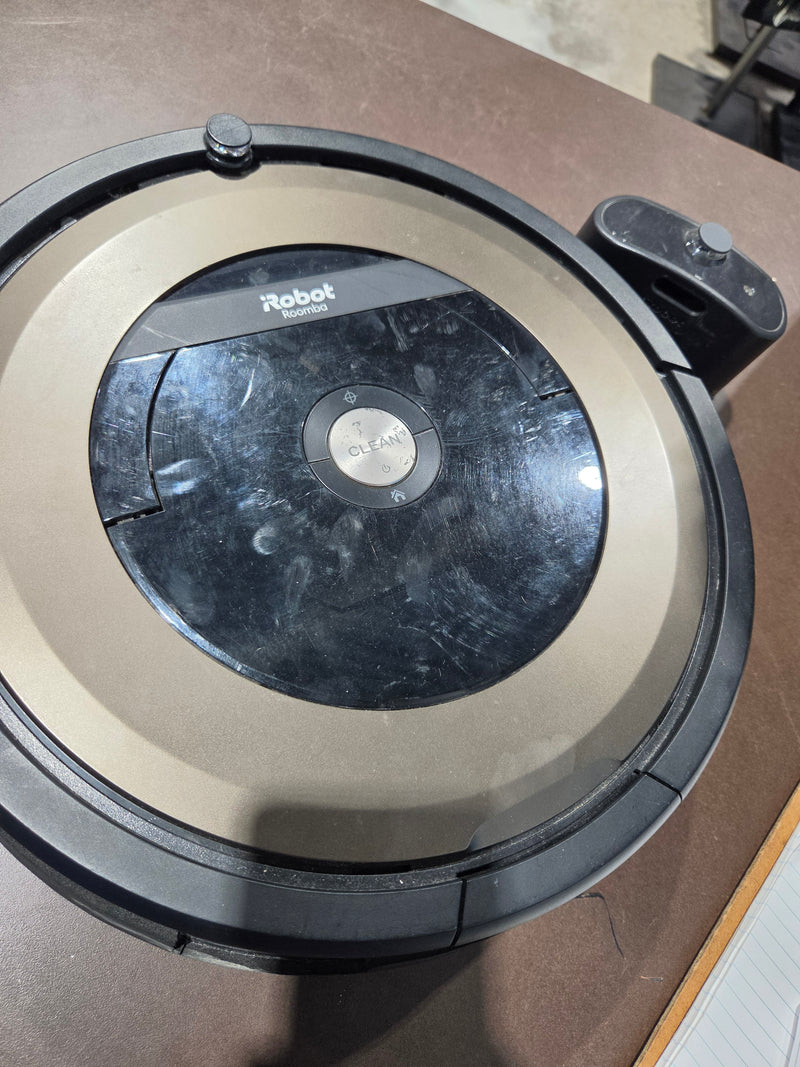 iRobot Roomba 890 Wi-Fi Connected Robot Vacuum