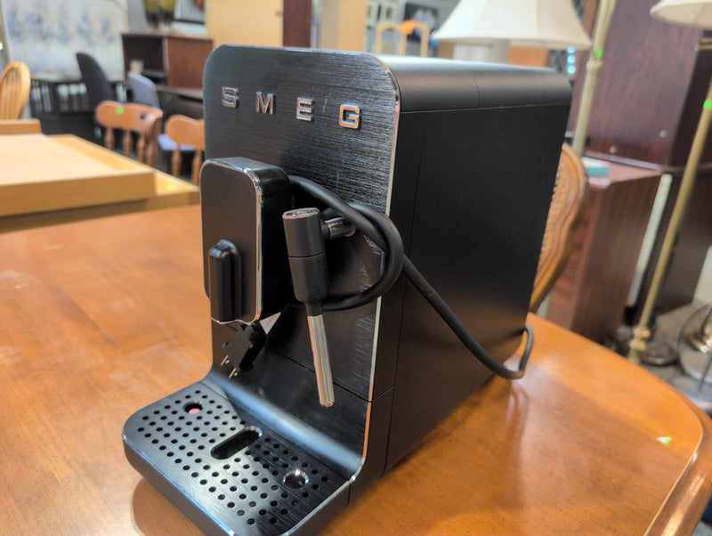 SMEG Espresso Automatic Coffee Machine