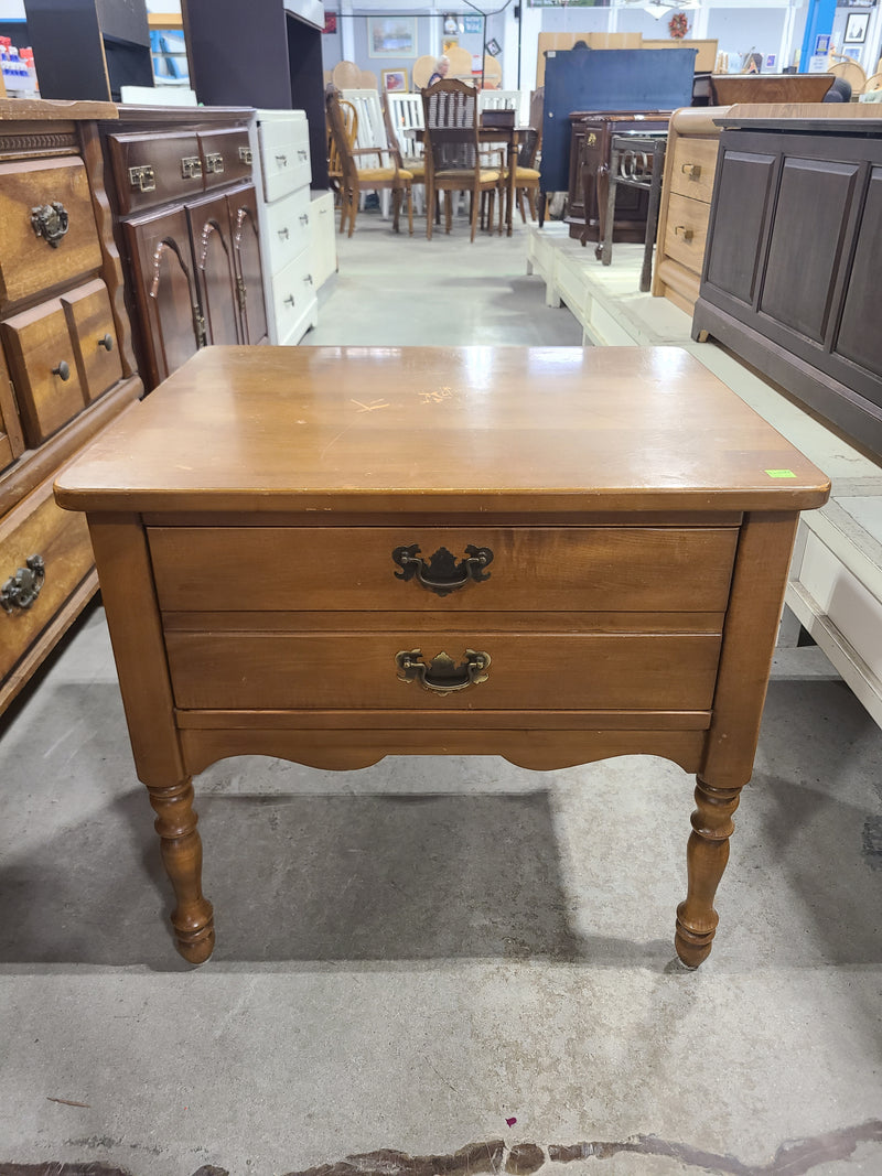 Vintage Colonial Style Solid Maple Side Table / Nightstand with Drawer