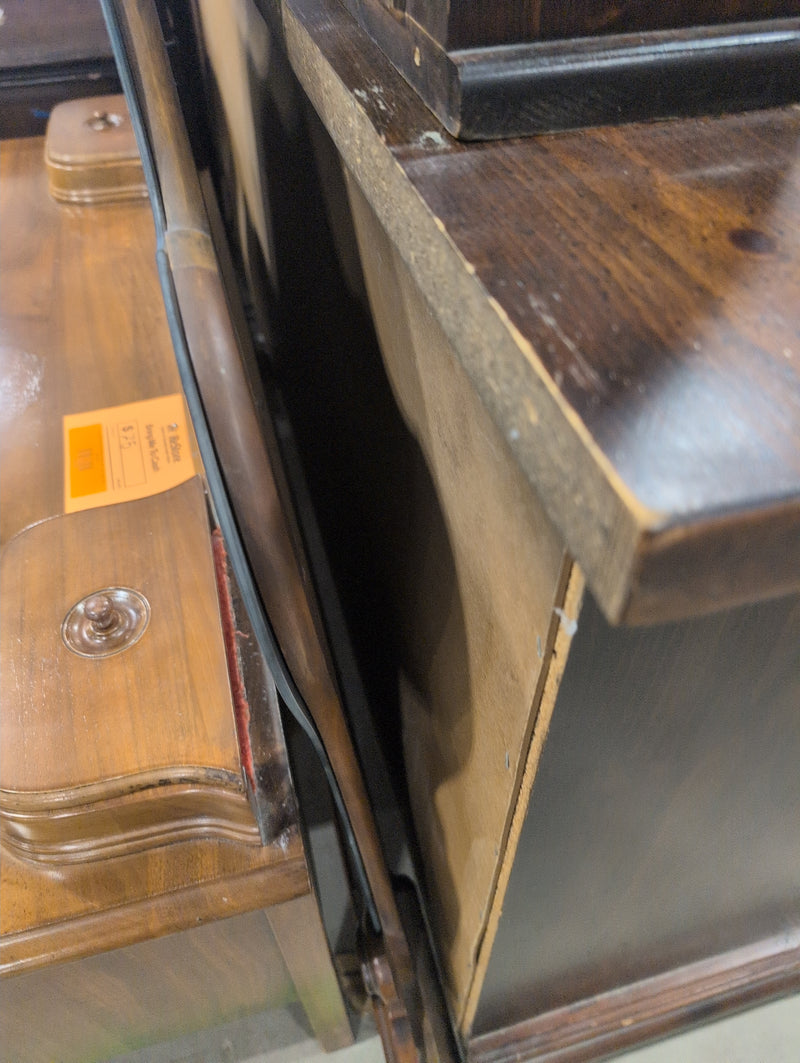 Eight Drawer Dresser with Large Mirrored Hutch and Lights
