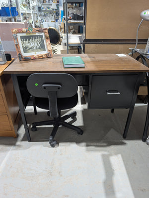 Single Pedestal Metal Desk