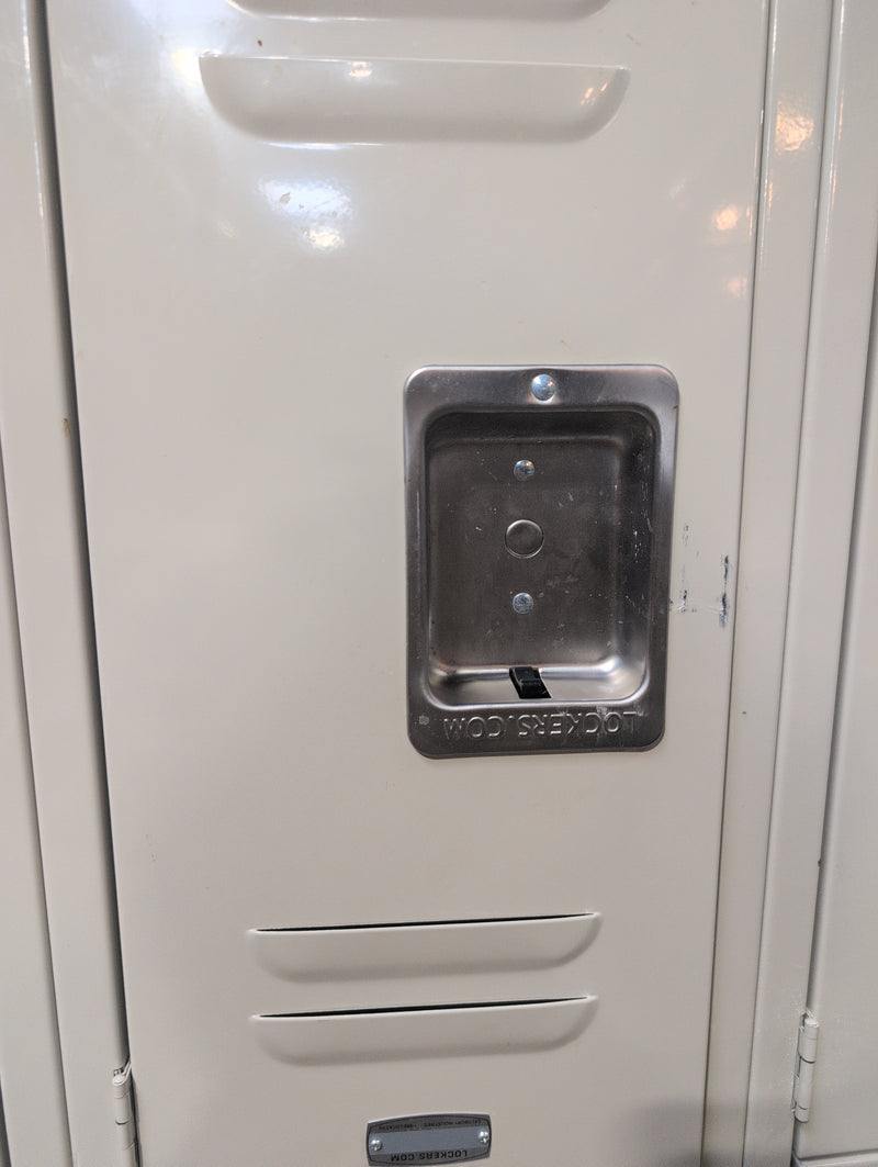 3x3 Locker Unit