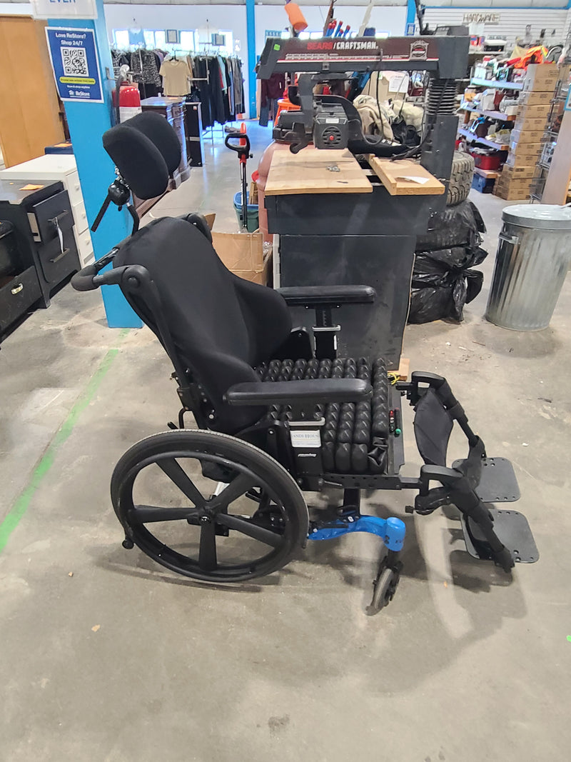 Premium Tilt-in-Space Manual Wheelchair with ROHO Air Cushion