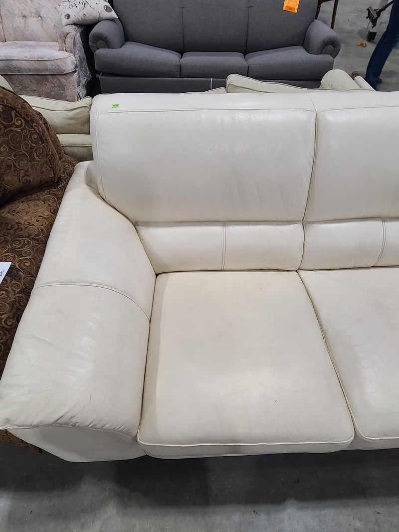Modern Off-White / Cream Leather 3-Cushion Sofa