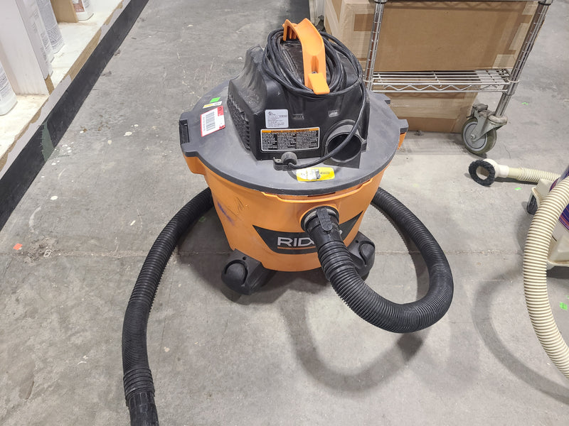 RIDGID 6 Gallon 4.25 Peak HP Wet/Dry Shop Vacuum
