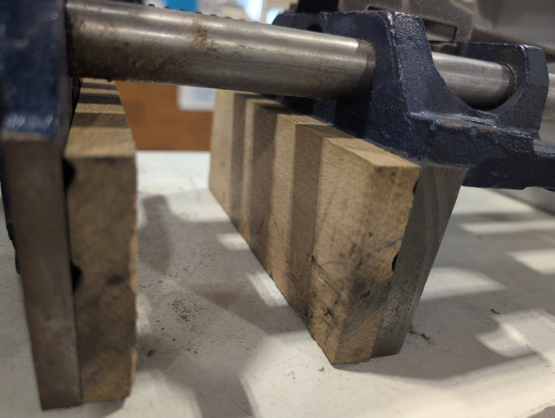 Heavy Duty Iron Bench Vice Clamp with Wide Jaws