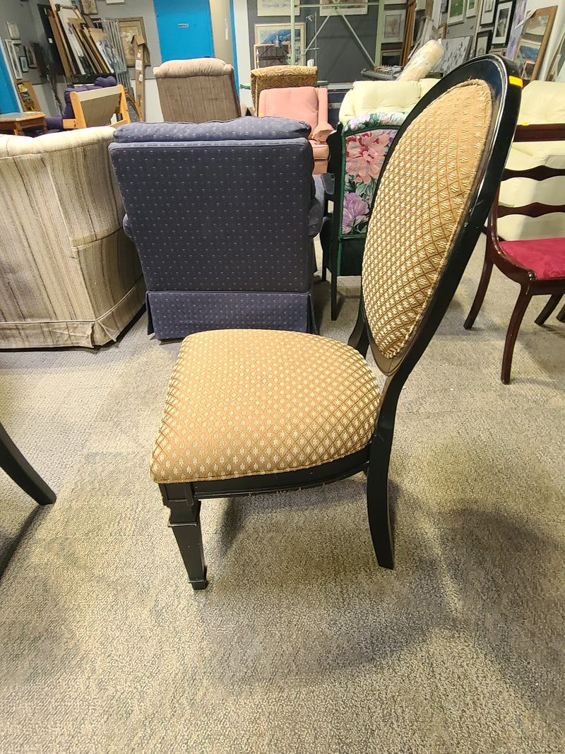Round Wooden Dining Set with 4 Upholstered Oval-Back Chairs