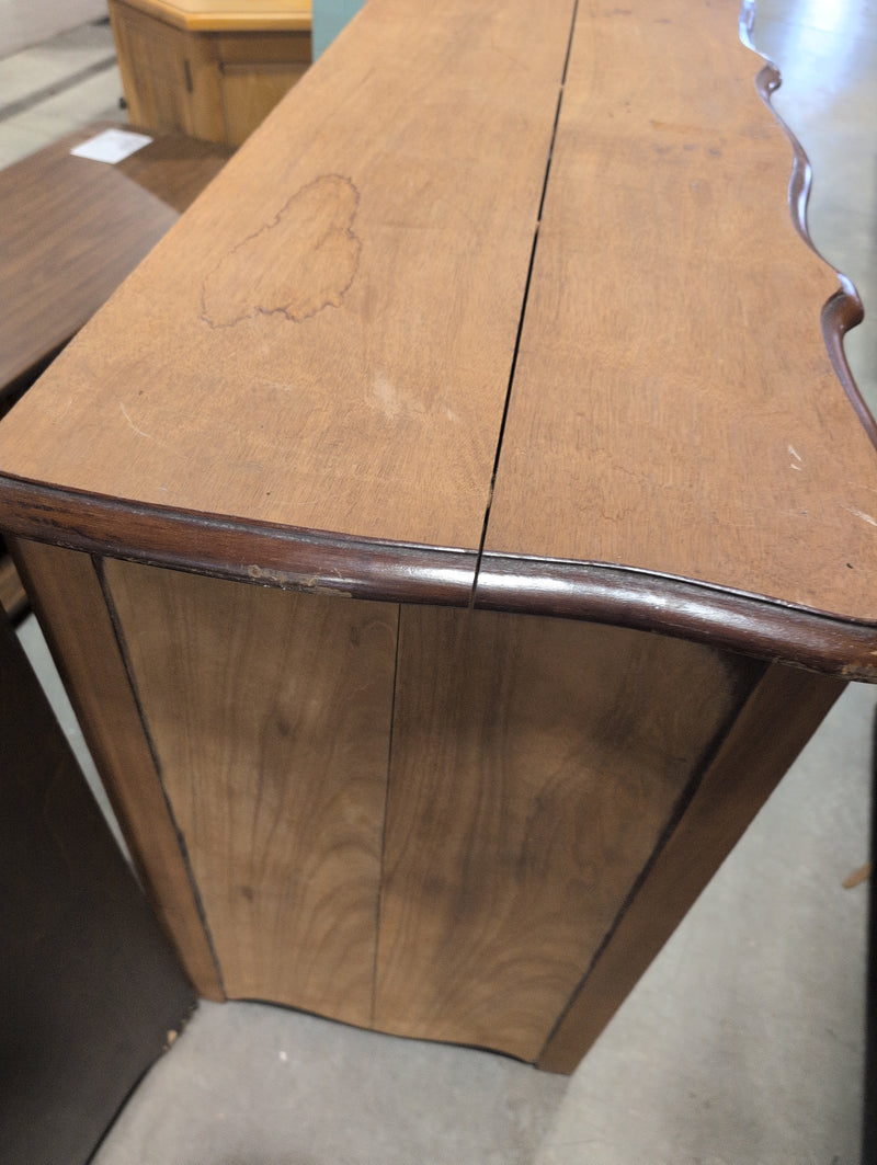 Wooden Dresser with 6 Drawers
