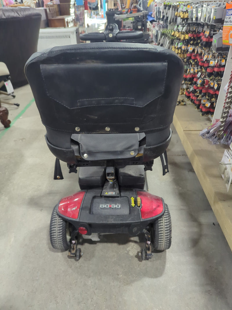Pride Go-Go Mobility Scooter (Charger not included)