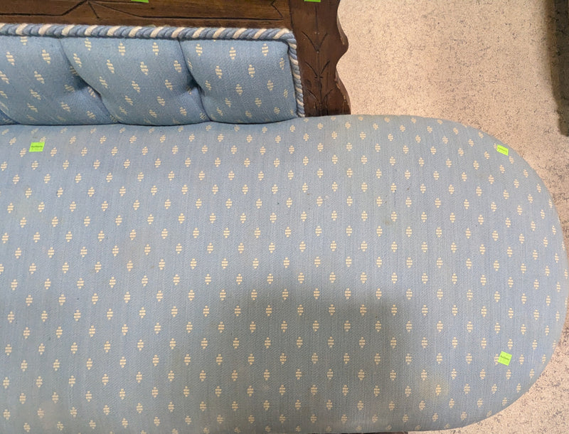 Blue Victorian Style Chaise Longue