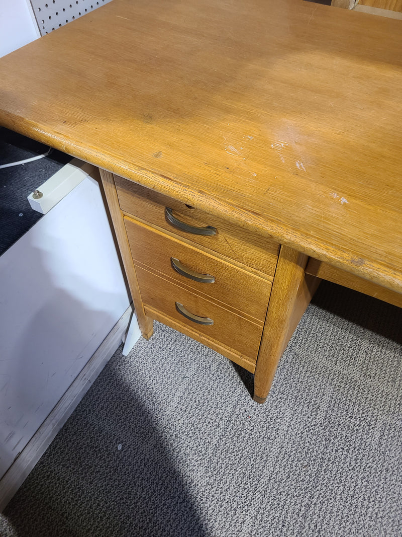 Vintage Mid-Century Style Solid Wood Teacher's Desk Oak
