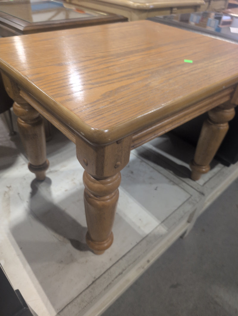 Solid Oak Sidetable