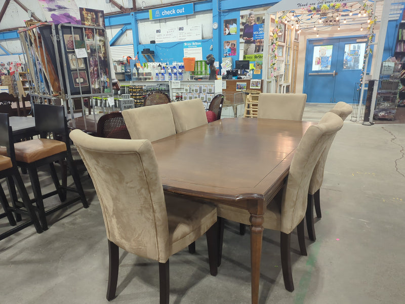 Extendable Dining Table with 6 Chairs Set